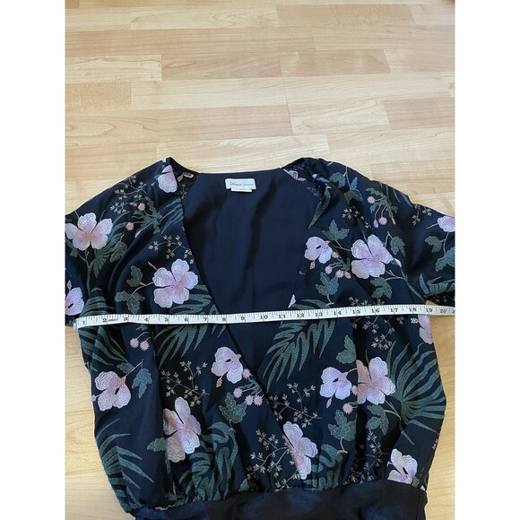 Lovers +Friends Laya Floral Embroidered Bodysuit Small - Picture 9 of 11